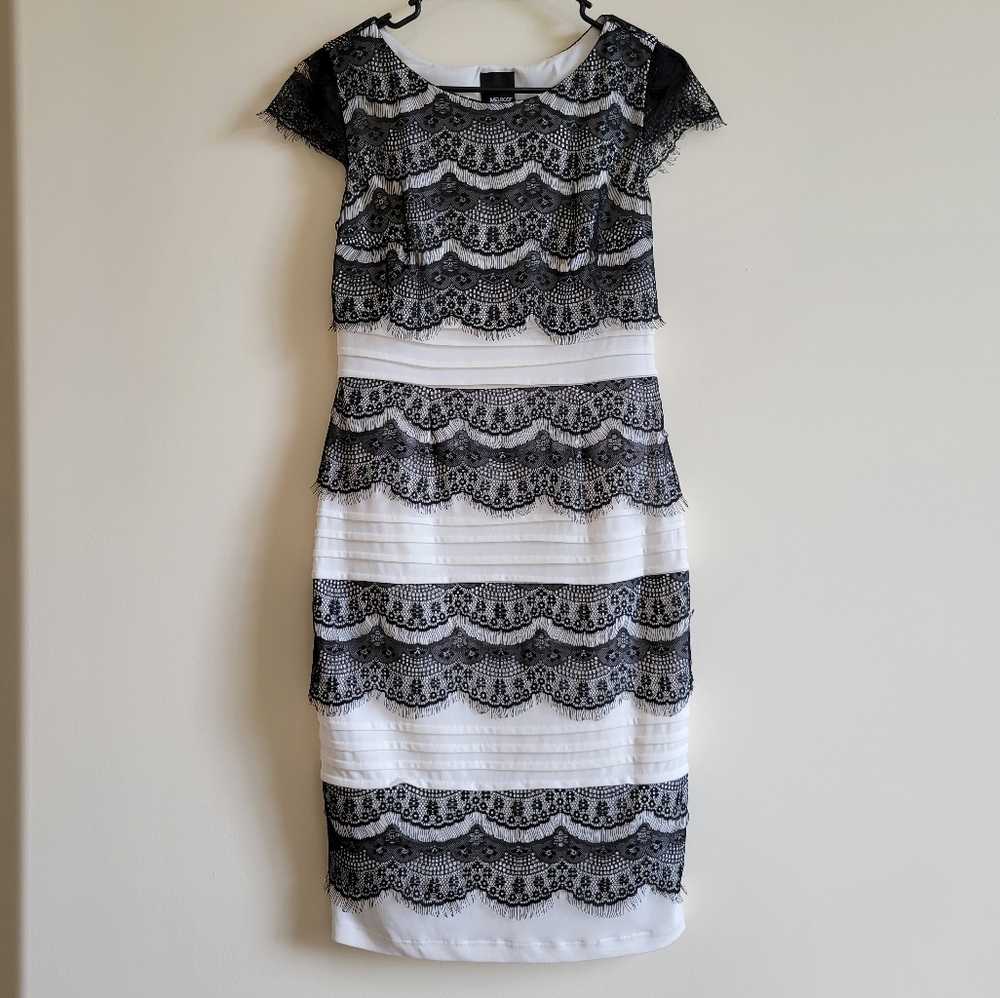 Melrose & Market Lace Dress